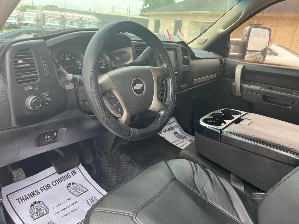 Chevrolet Silverado 2500HD LT Crew Cab 2WD 2012