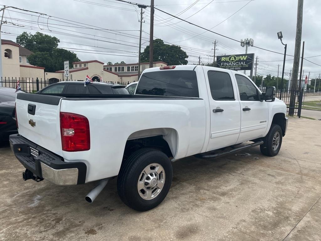 Chevrolet Silverado 2500HD LT Crew Cab 2WD 2012