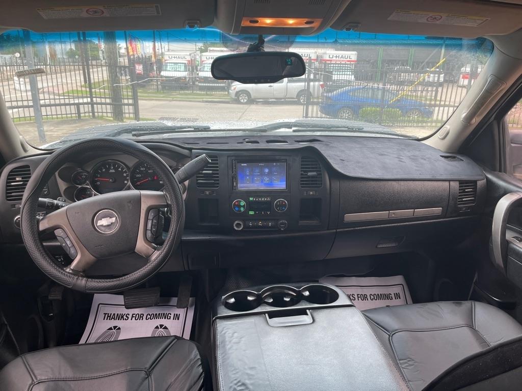 Chevrolet Silverado 2500HD LT Crew Cab 2WD 2012