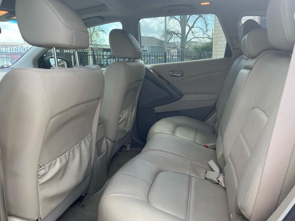 Nissan Rogue S AWD 2010