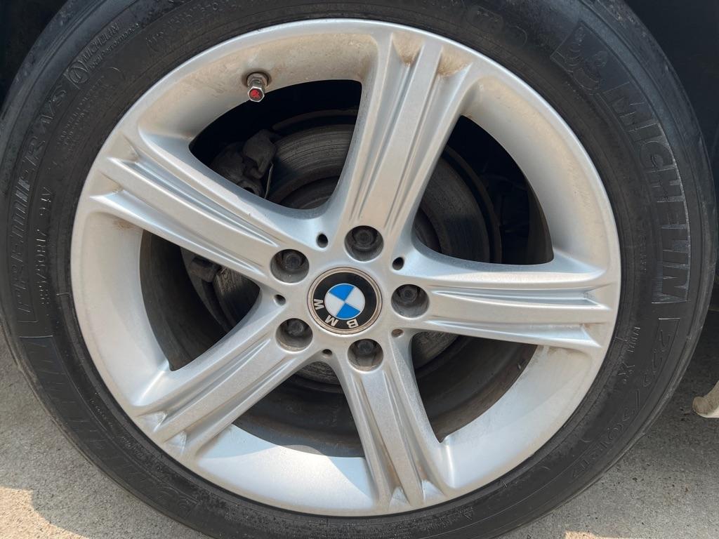 BMW 3-Series 325i Sedan 2005