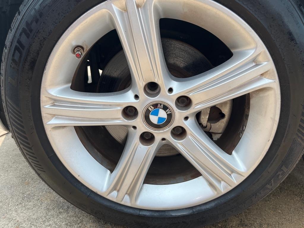 BMW 3-Series 325i Sedan 2005
