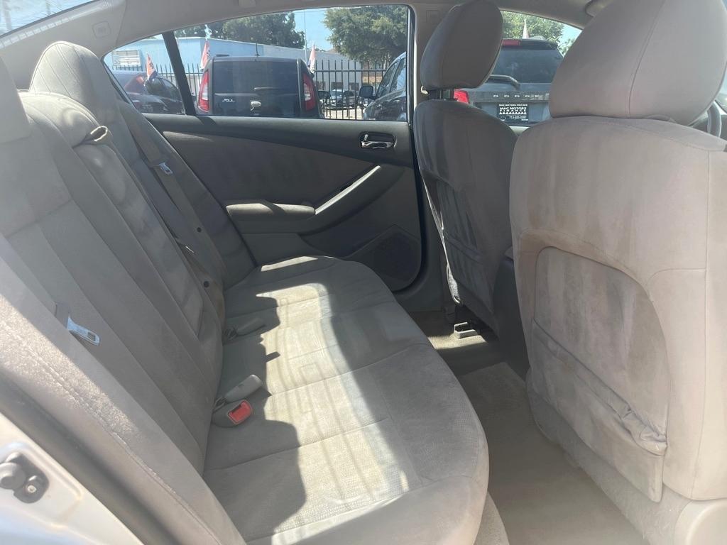 Nissan Altima 2.5 S 2012