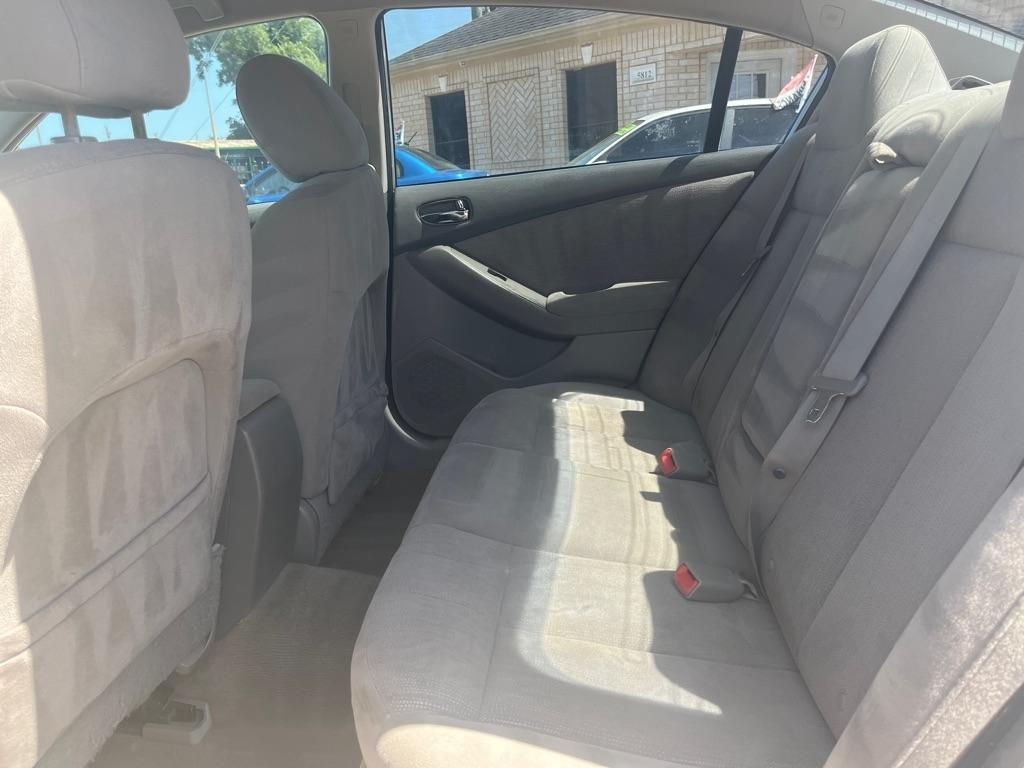Nissan Altima 2.5 S 2012