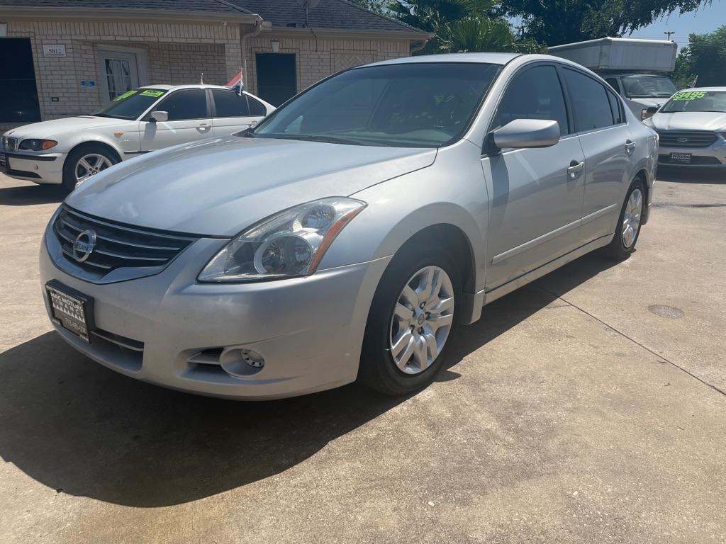 Nissan Altima 2.5 S 2012