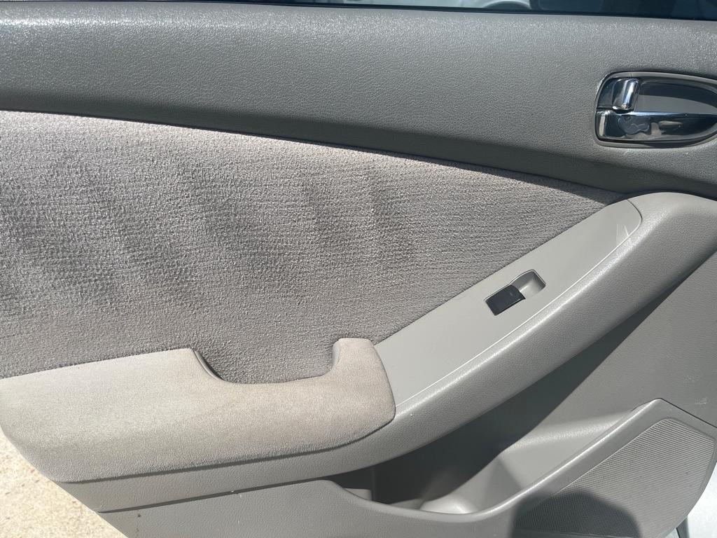 Nissan Altima 2.5 S 2012