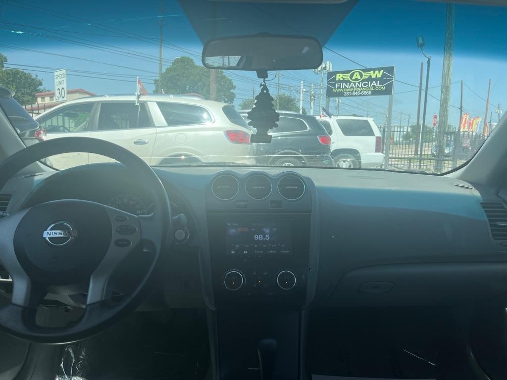 Nissan Altima 2.5 S 2012