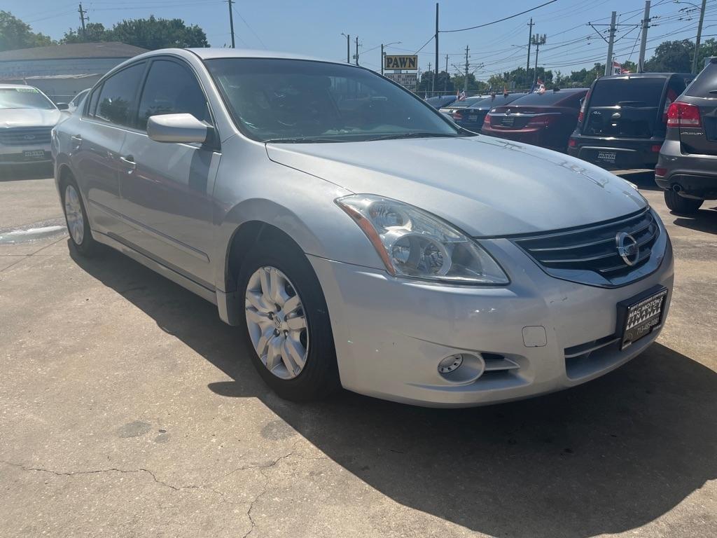 Nissan Altima 2.5 S 2012