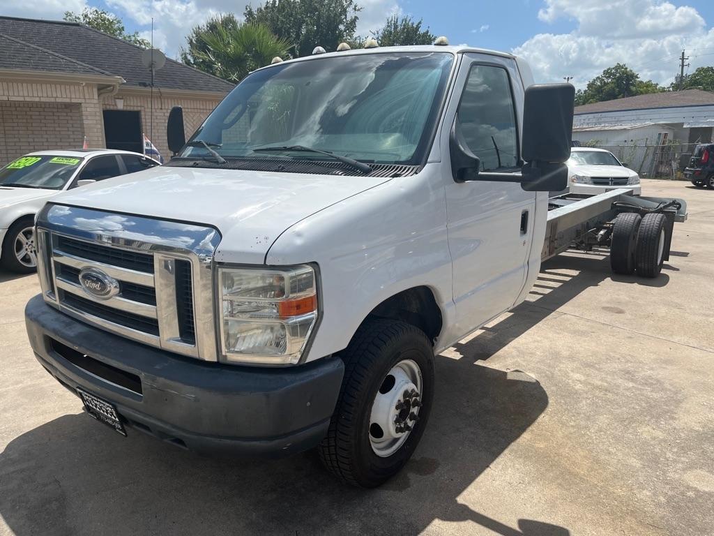 Ford Econoline E450 2012