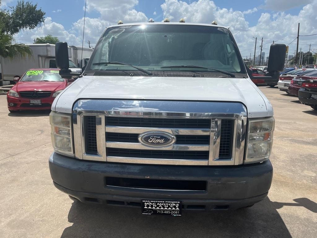 Ford Econoline E450 2012