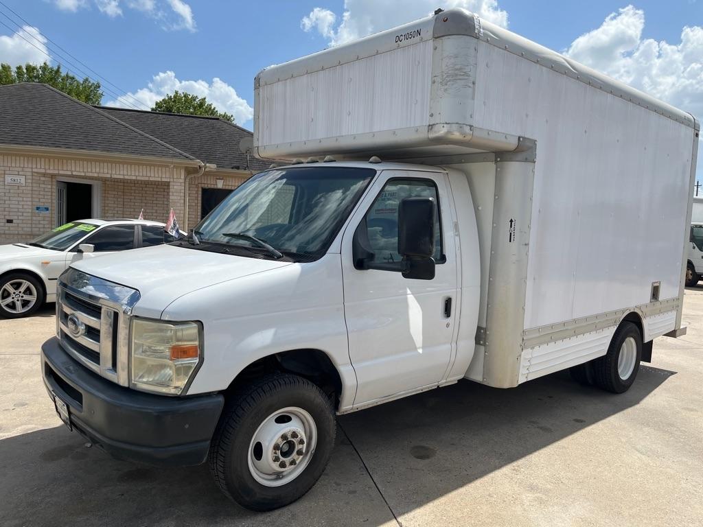 Ford Econoline E450 2010