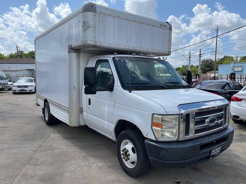 Ford Econoline E450 2010