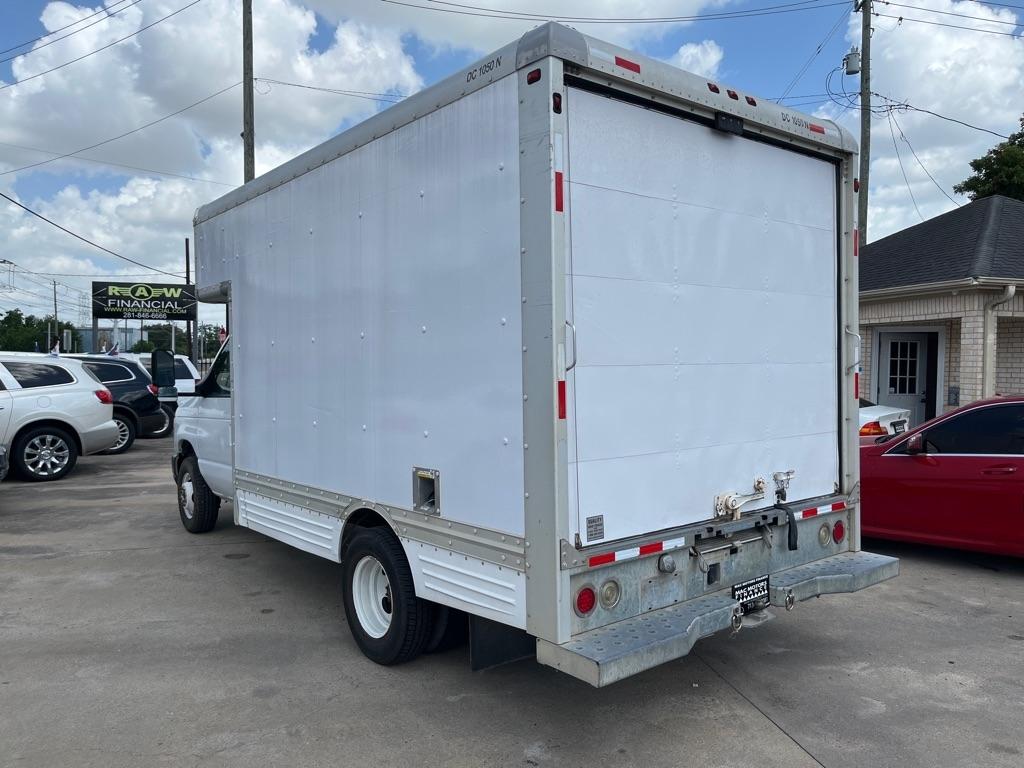 Ford Econoline E450 2010