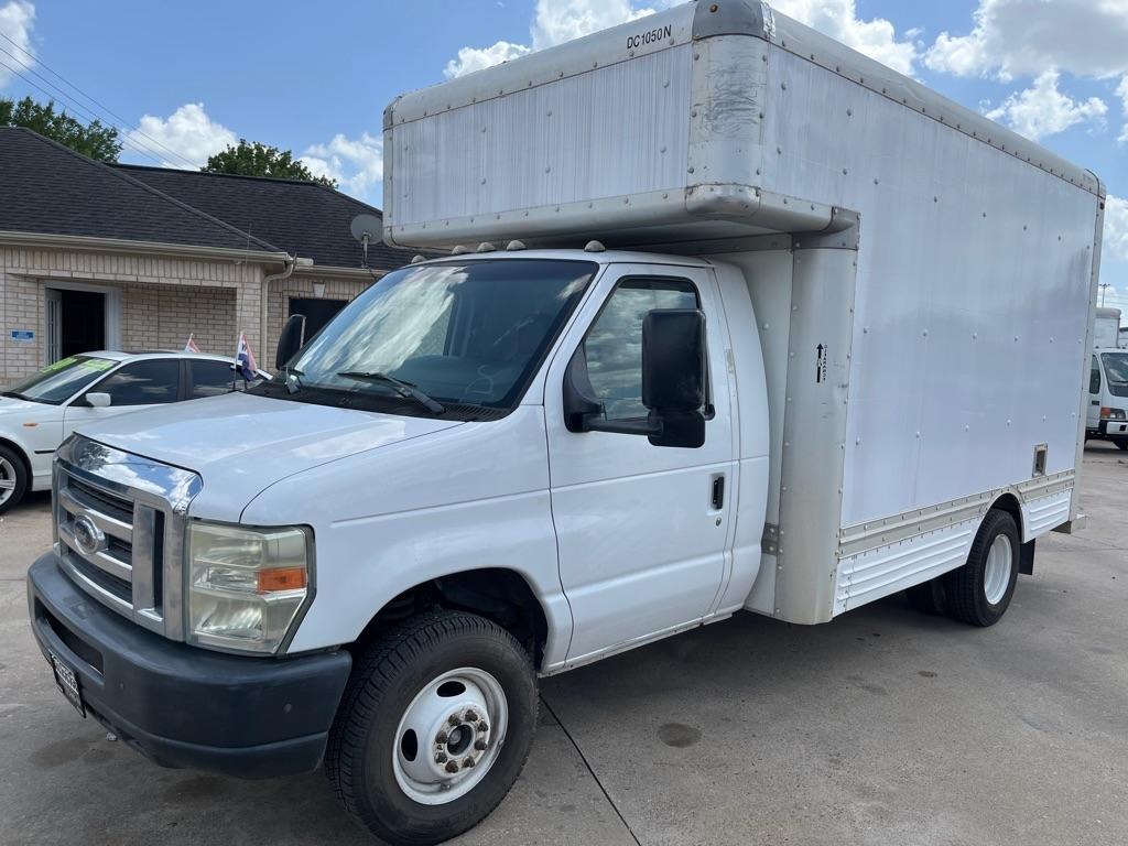 Ford Econoline E450 2010