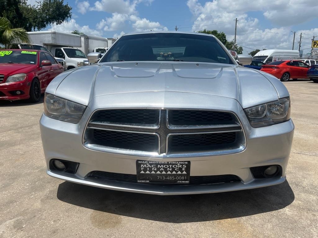 Dodge Charger SE 2012