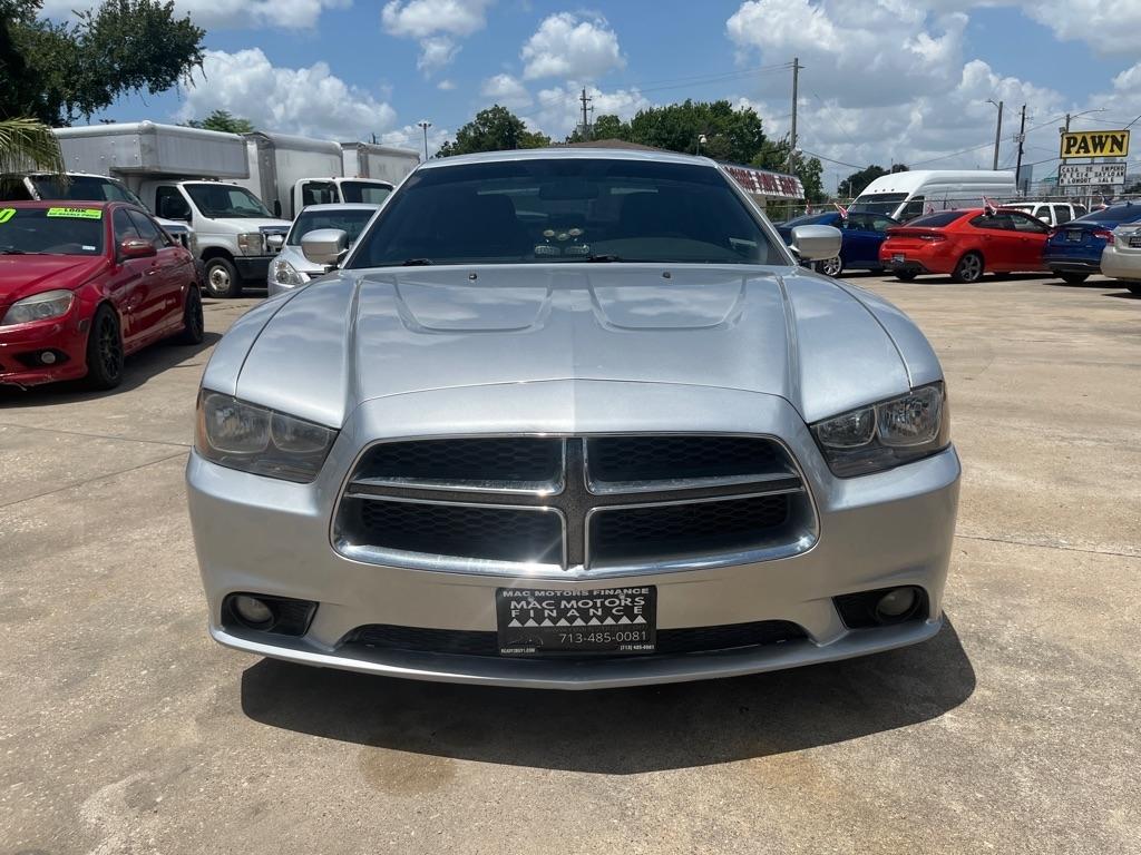 Dodge Charger SE 2012
