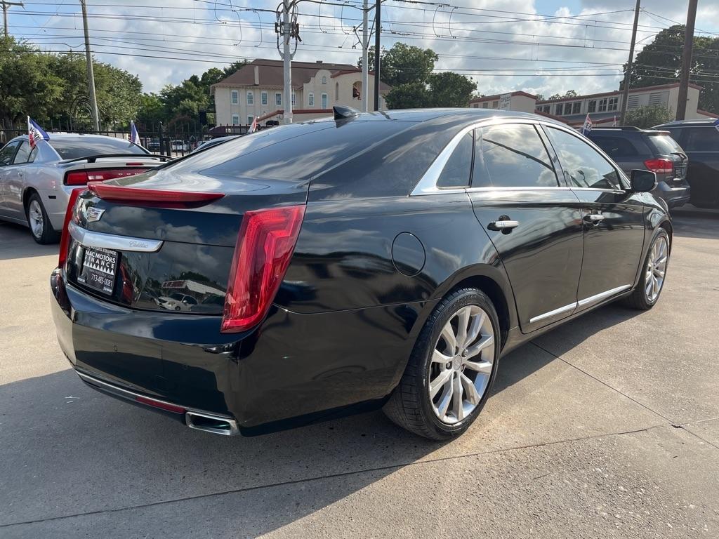 Cadillac XTS Luxury FWD 2016