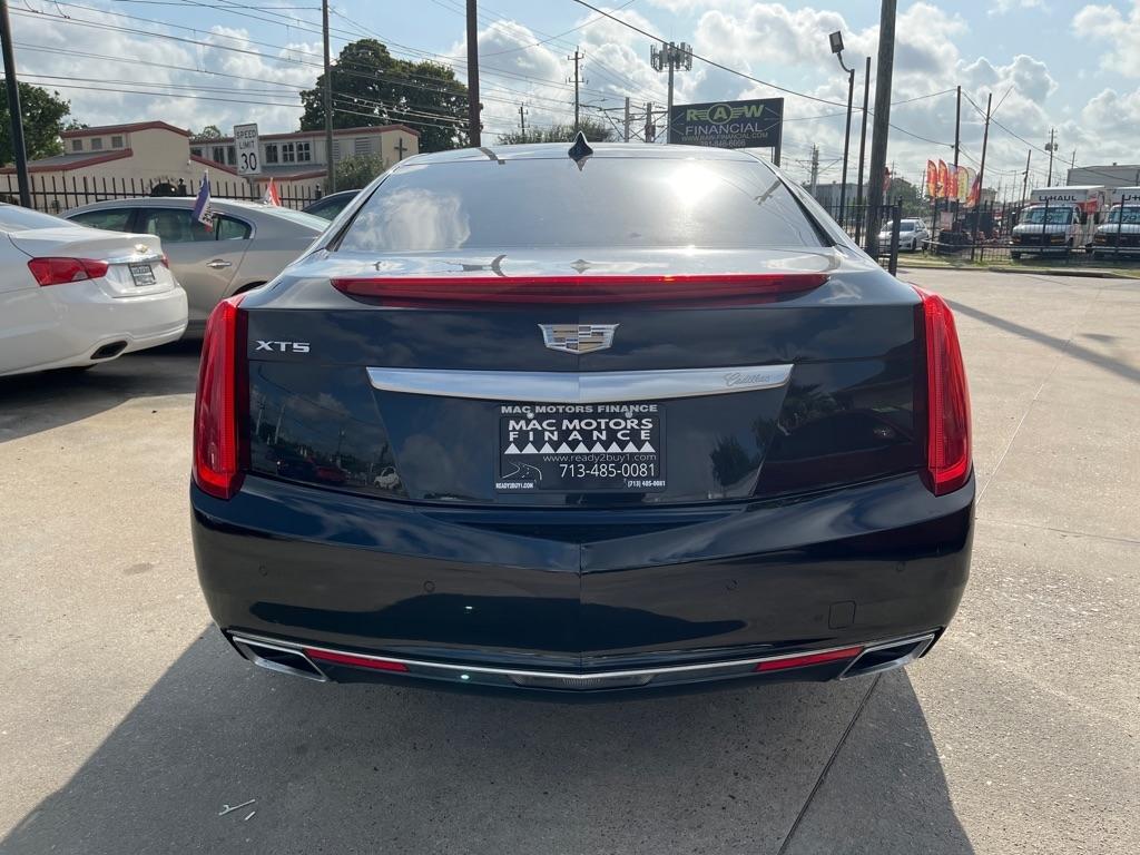 Cadillac XTS Luxury FWD 2016
