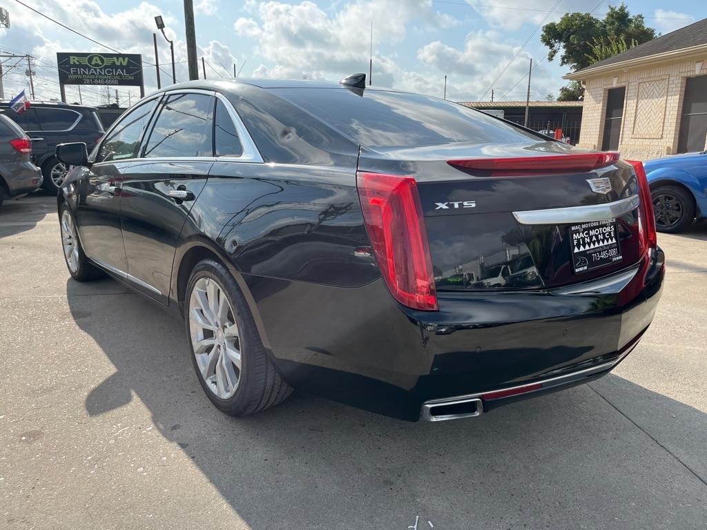 Cadillac XTS Luxury FWD 2016
