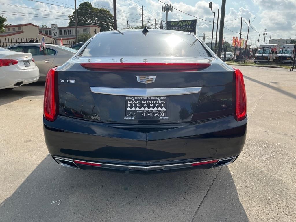 Cadillac XTS Luxury FWD 2016
