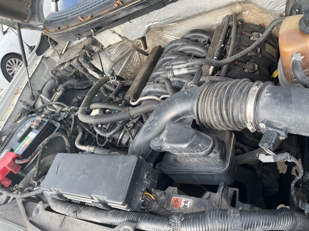 Ford F-150 XL SuperCab 8-ft. Bed 2WD 2012