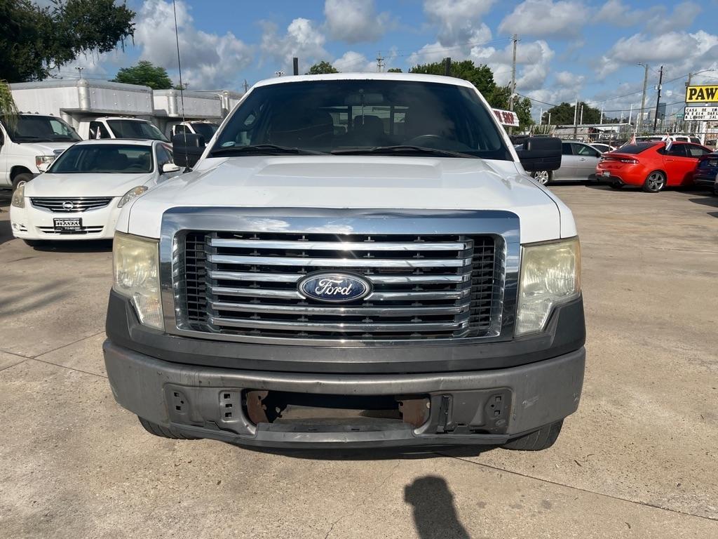 Ford F-150 XL SuperCab 8-ft. Bed 2WD 2012