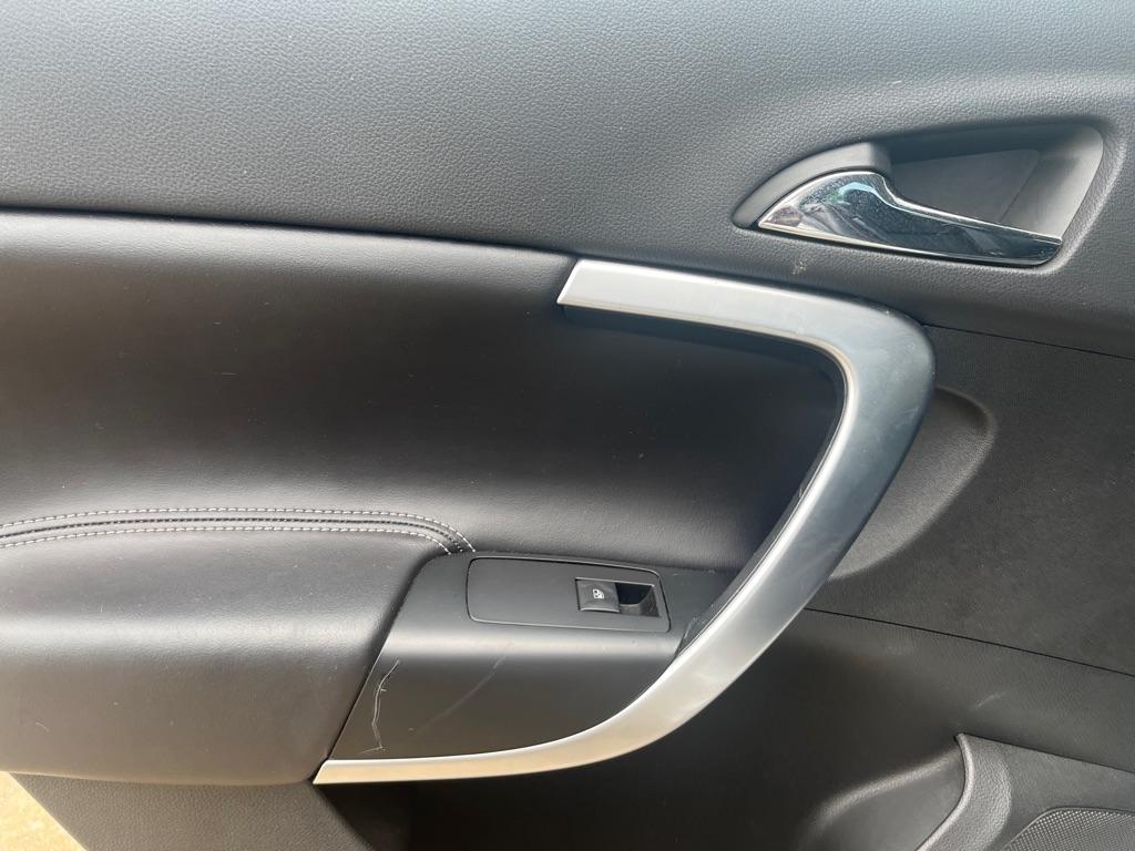 Buick Regal Turbo FWD 2014