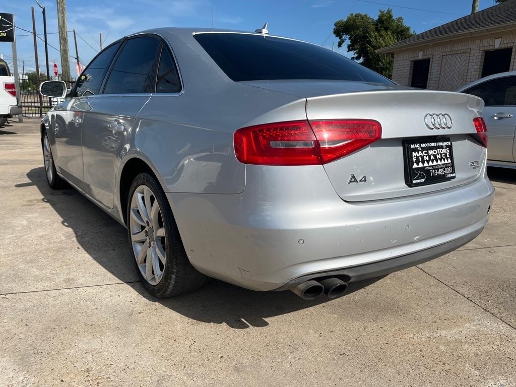 Audi A4 2.0T Sedan quattro Tiptronic 2013