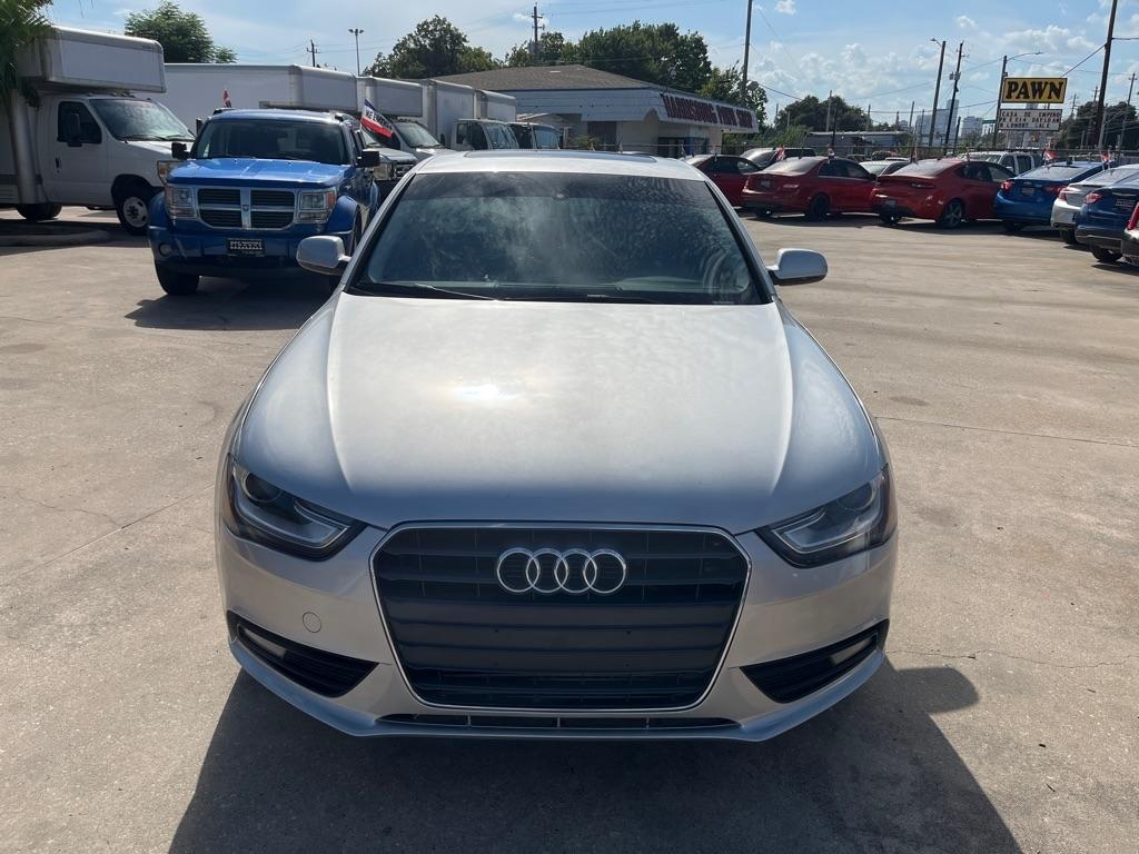 Audi A4 2.0T Sedan quattro Tiptronic 2013