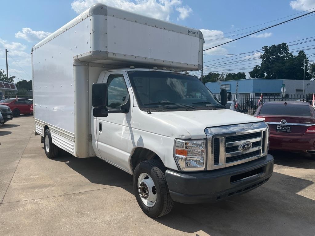 Ford Econoline E-450 2008