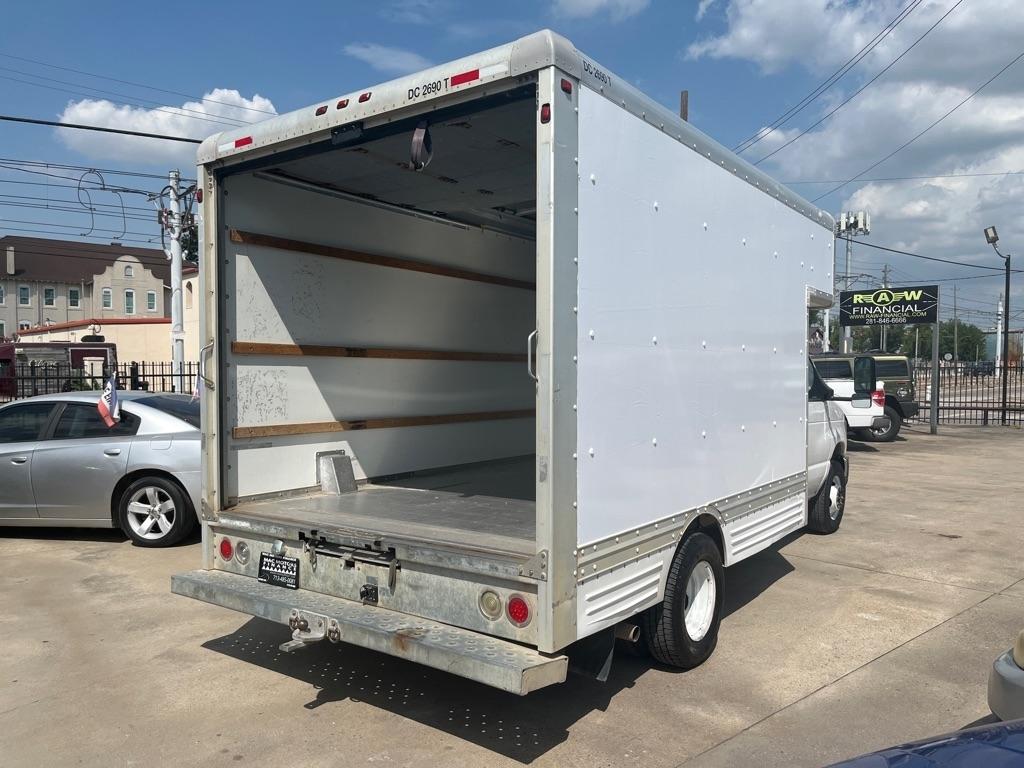 Ford Econoline E-450 2008