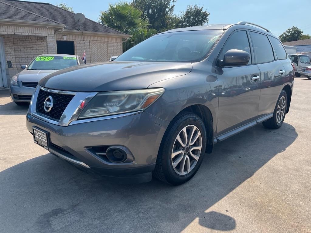 Nissan Pathfinder S 2WD 2015