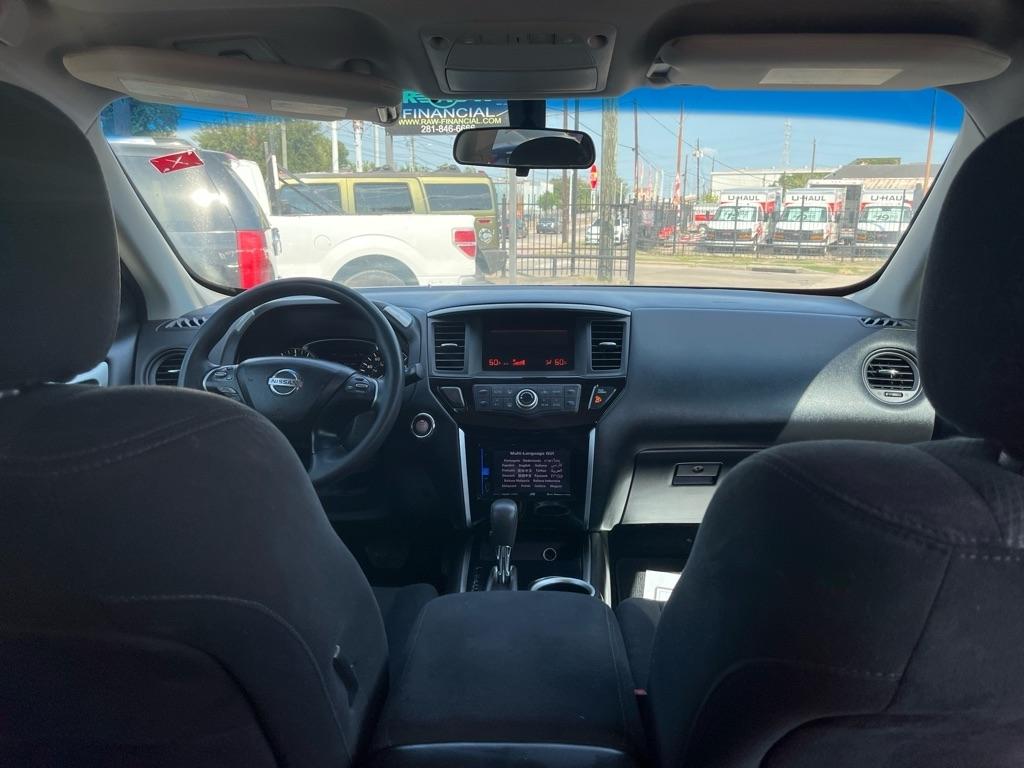 Nissan Pathfinder S 2WD 2015