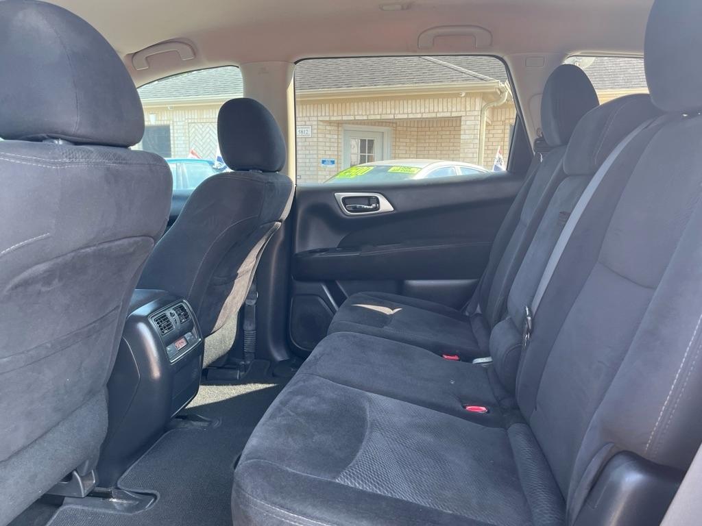 Nissan Pathfinder S 2WD 2015