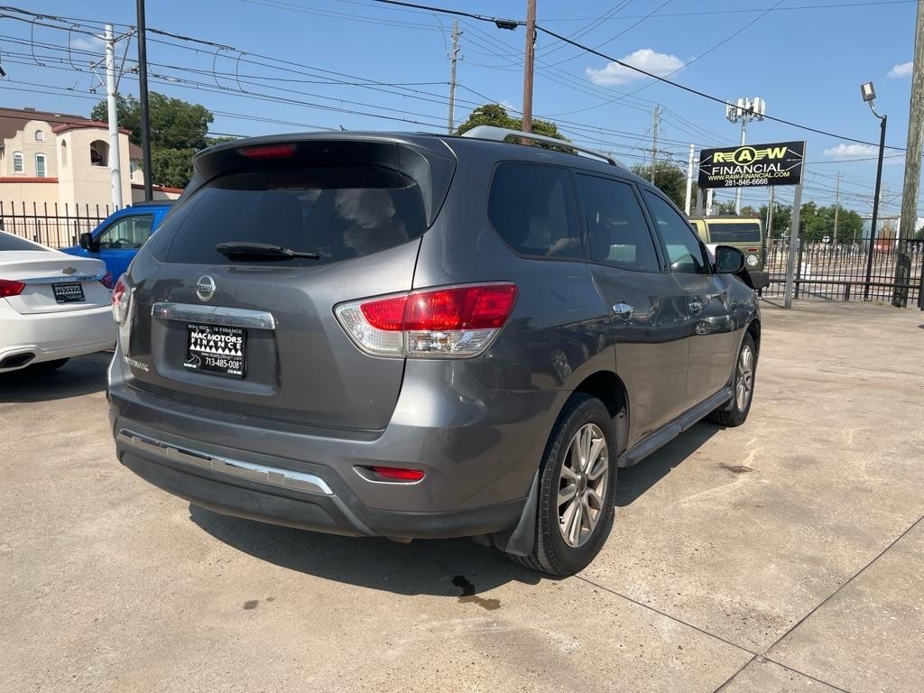Nissan Pathfinder S 2WD 2015