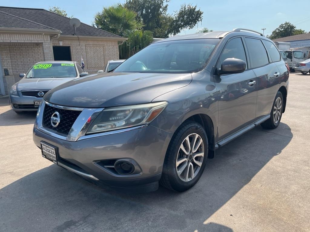 Nissan Pathfinder S 2WD 2015