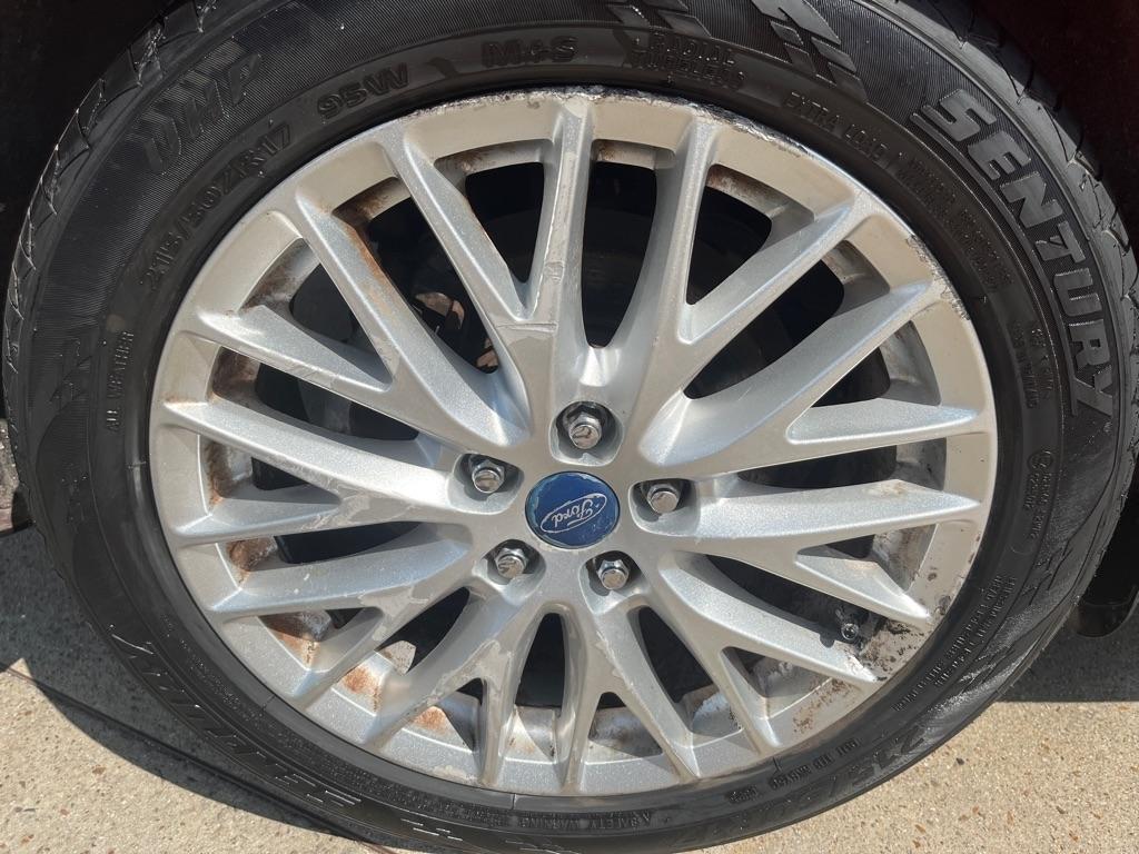 Ford Focus SEL Sedan 2012