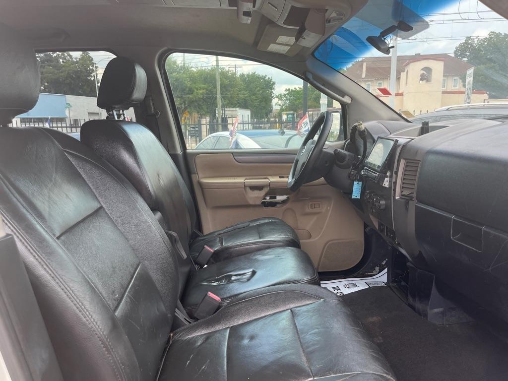 Nissan Titan XE Crew Cab 2WD SWB 2008