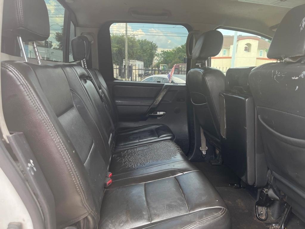 Nissan Titan XE Crew Cab 2WD SWB 2008
