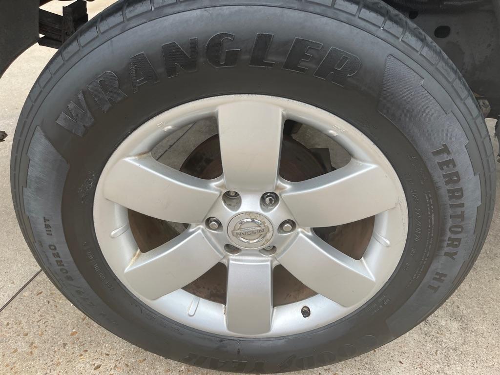Nissan Titan XE Crew Cab 2WD SWB 2008