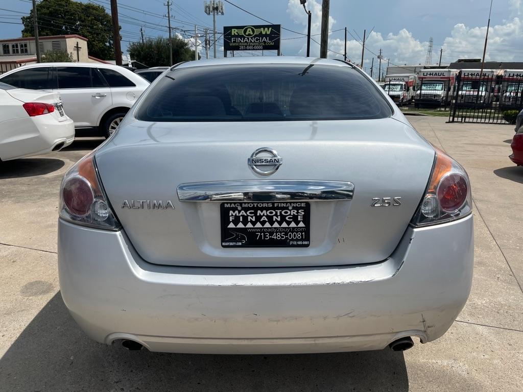 Nissan Altima 2.5 S 2012