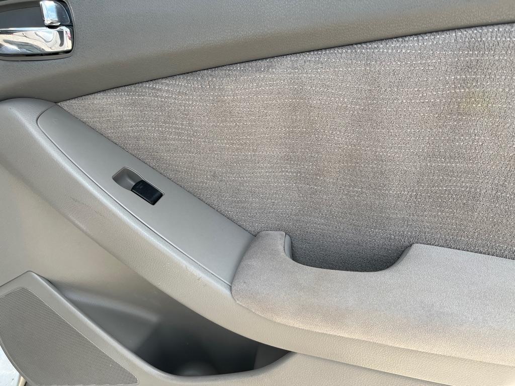 Nissan Altima 2.5 S 2012