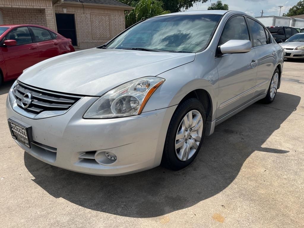 Nissan Altima 2.5 S 2012