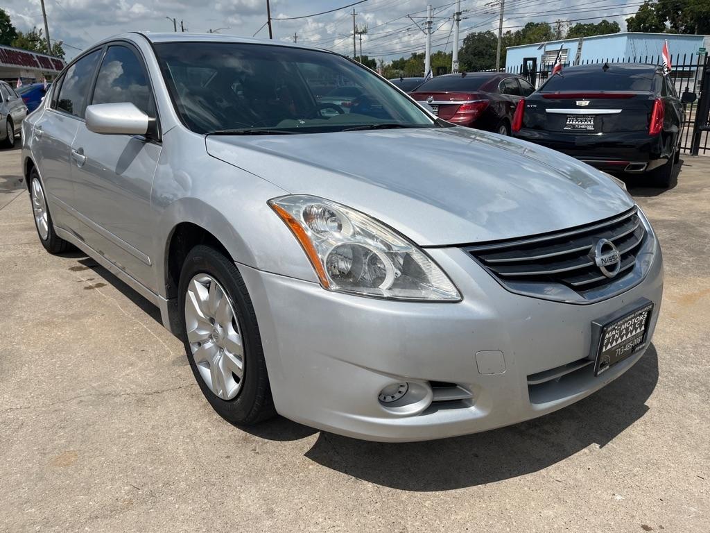 Nissan Altima 2.5 S 2012