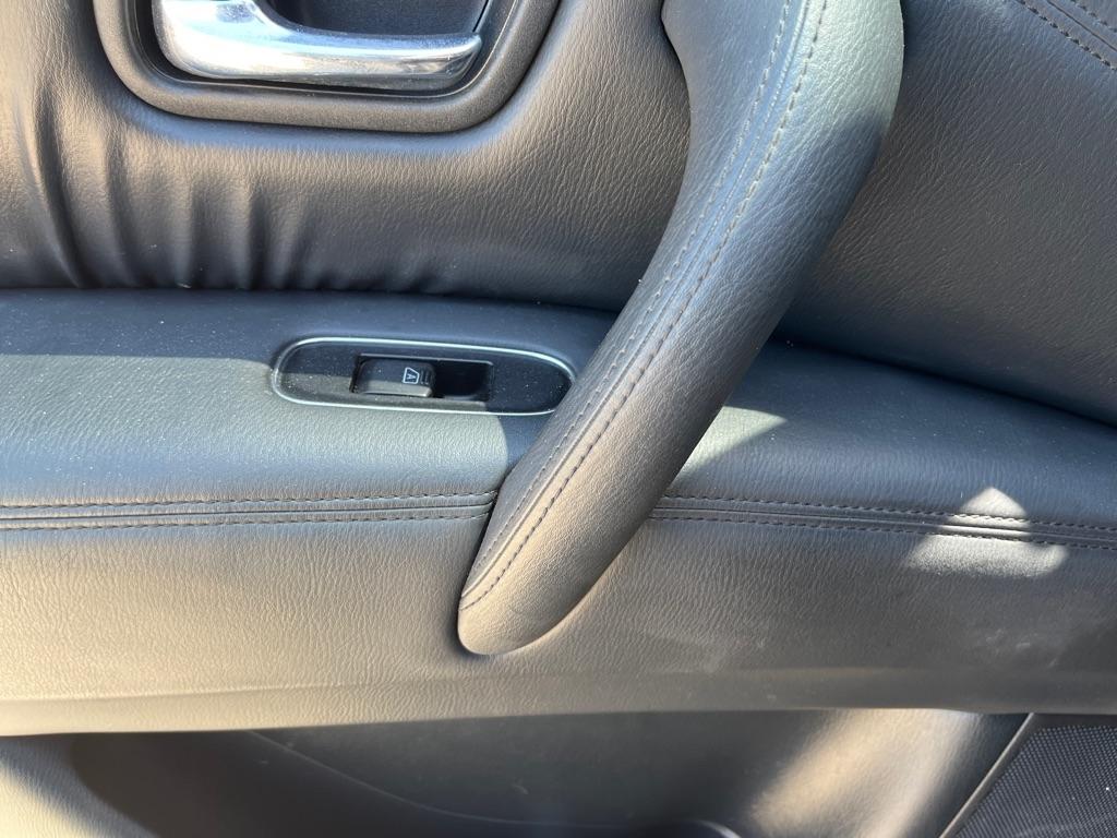 Infiniti QX56 2WD 2012