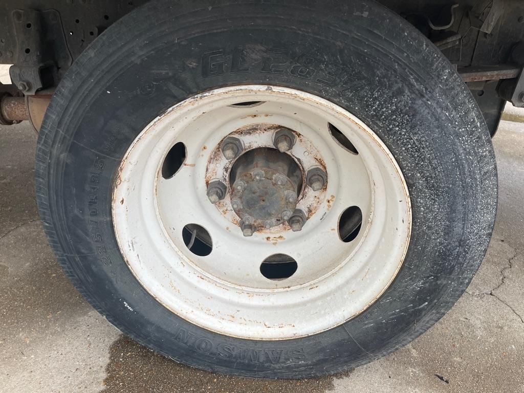 GMC W45042  2002