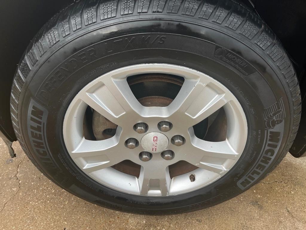 GMC Acadia SLE-1 FWD 2008