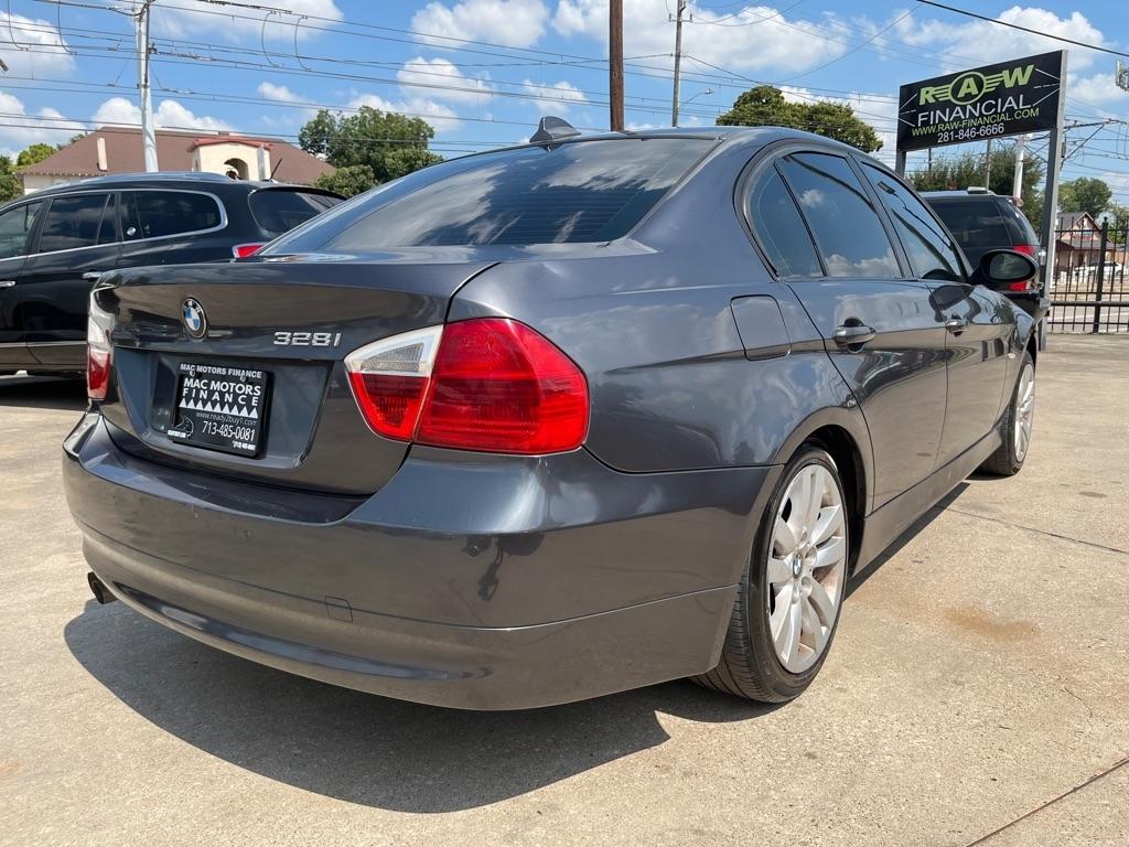 BMW 3-Series 328i 2007