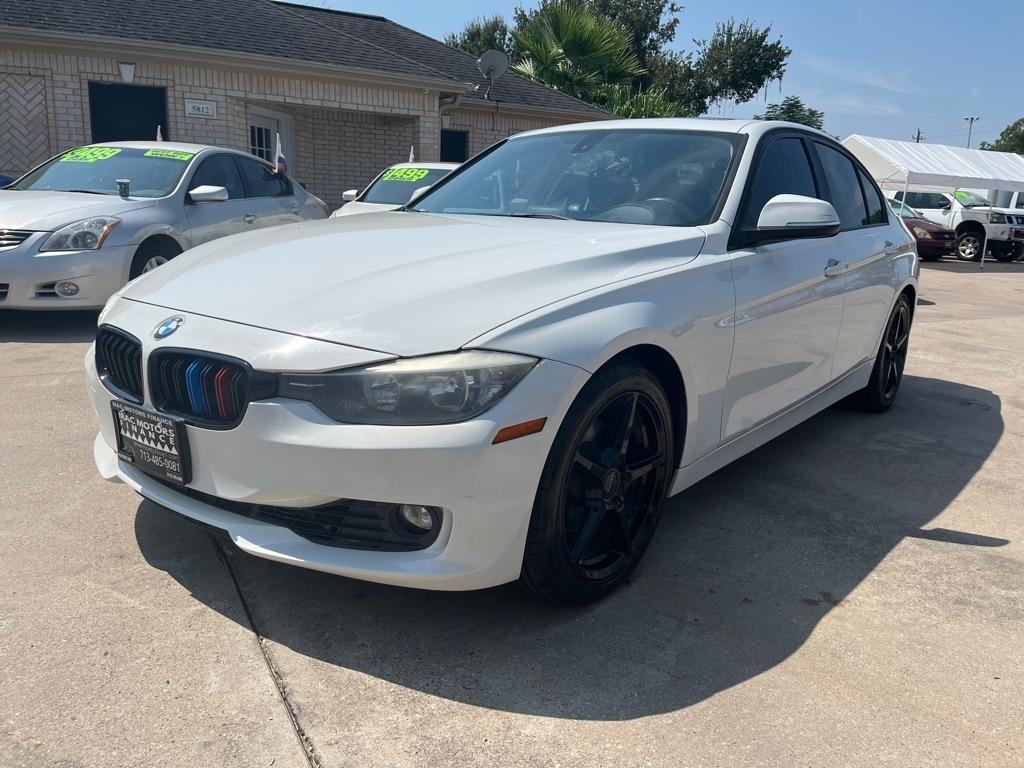BMW 3-Series 328i Sedan 2014