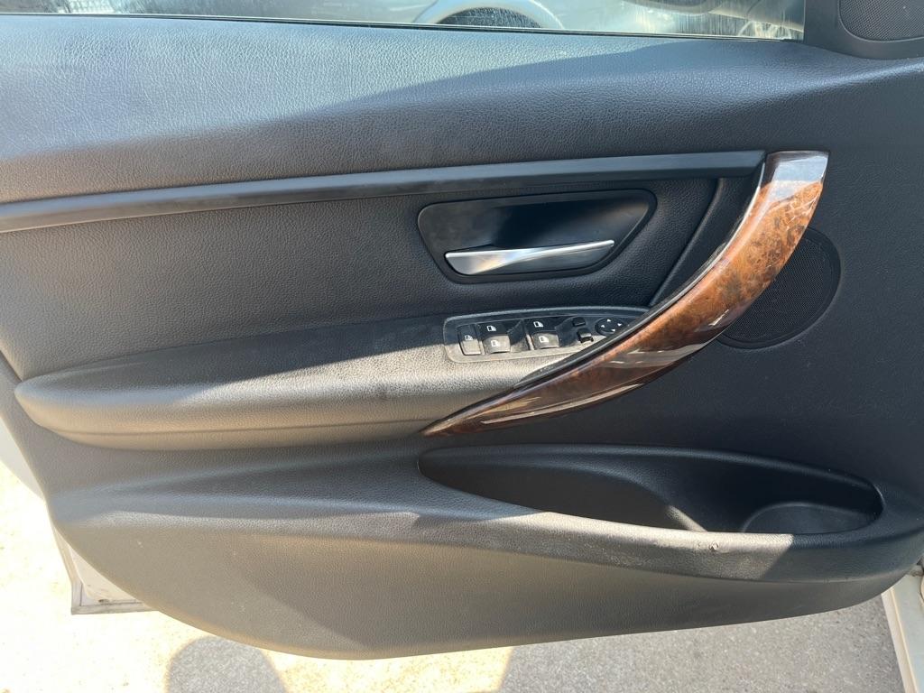 BMW 3-Series 328i Sedan 2014